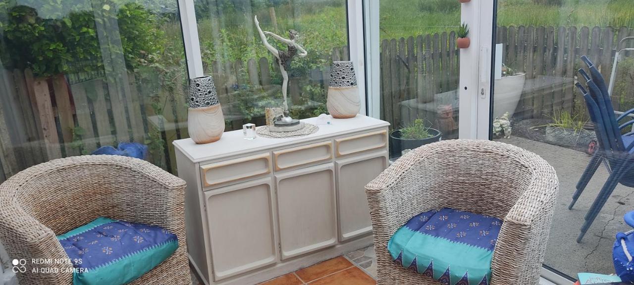 Cozy Cottage Retreat In Listowel Pet Friend ภายนอก รูปภาพ